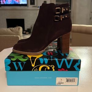 C. Wonder Suede Boots Size 8.5